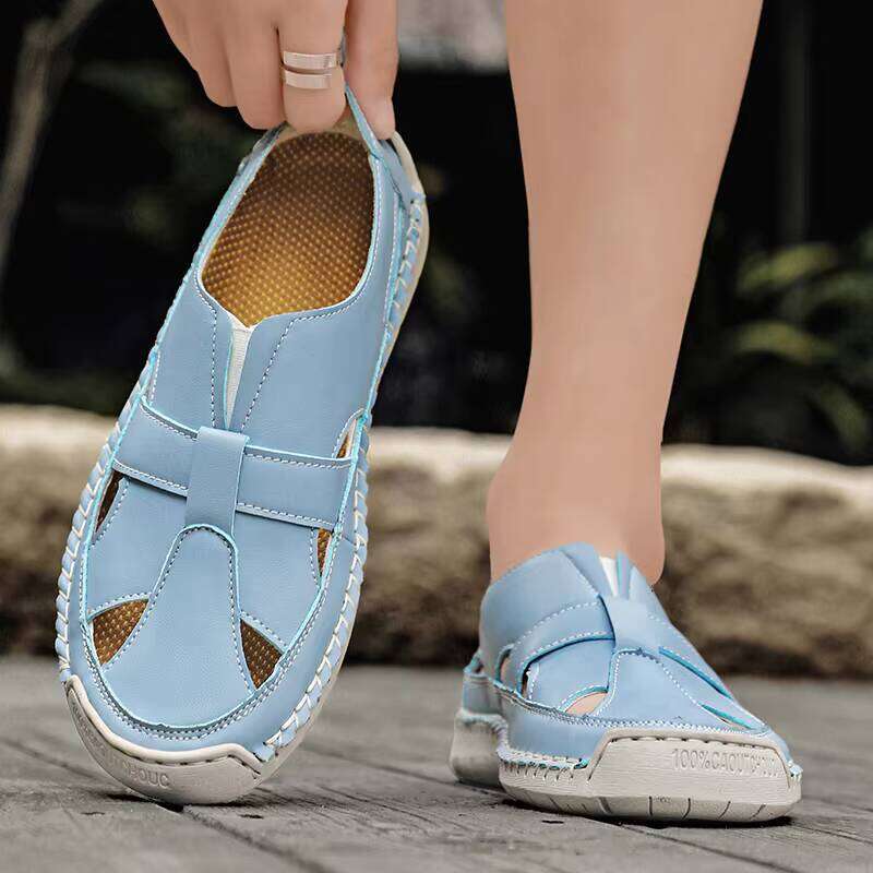 Fashion Men Breathable Lightweight Sandals Wear Resistant Outsole Suitable for Home and Outdoor Use