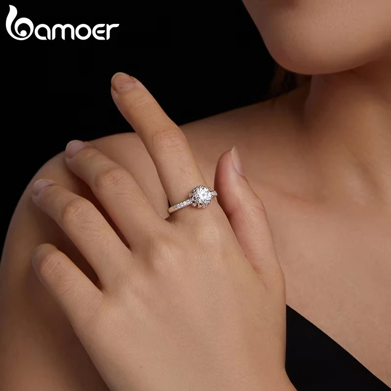 D Color VVS1 EX Flower Ring 1ct Round Diamond Solitaire Engagement 925 Sterling Silver Rings For Wo 250610