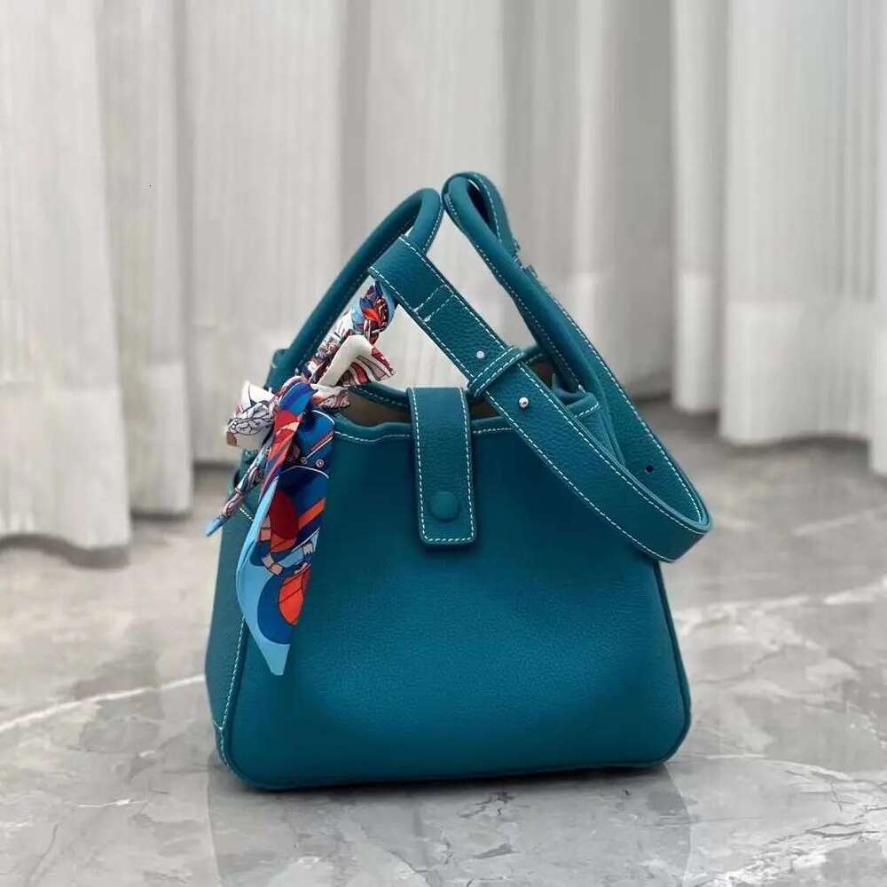 Fashion Large Capacity Leather Bucket For Women Design High Quality Cowhide Handbags High-End Elegant Lady Dinner Bag