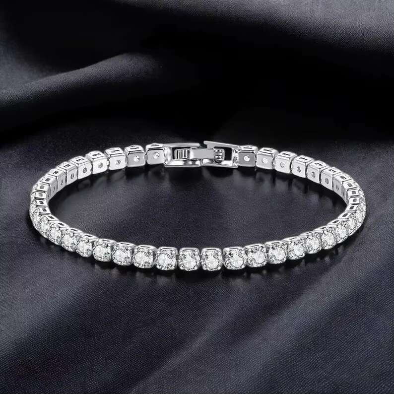 High-Quality Wholesale Moissanite Tennis Chains - 4mm to 6mm with VVS Clarity & Platinum Finish