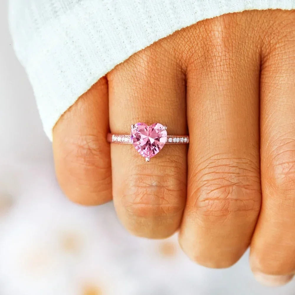 Trumium 925 Sterling Silver Solitaire Women Heart Engagement Rings Pink Cubic Zirconia Proposal Rings For Girlfriend Gift 250610