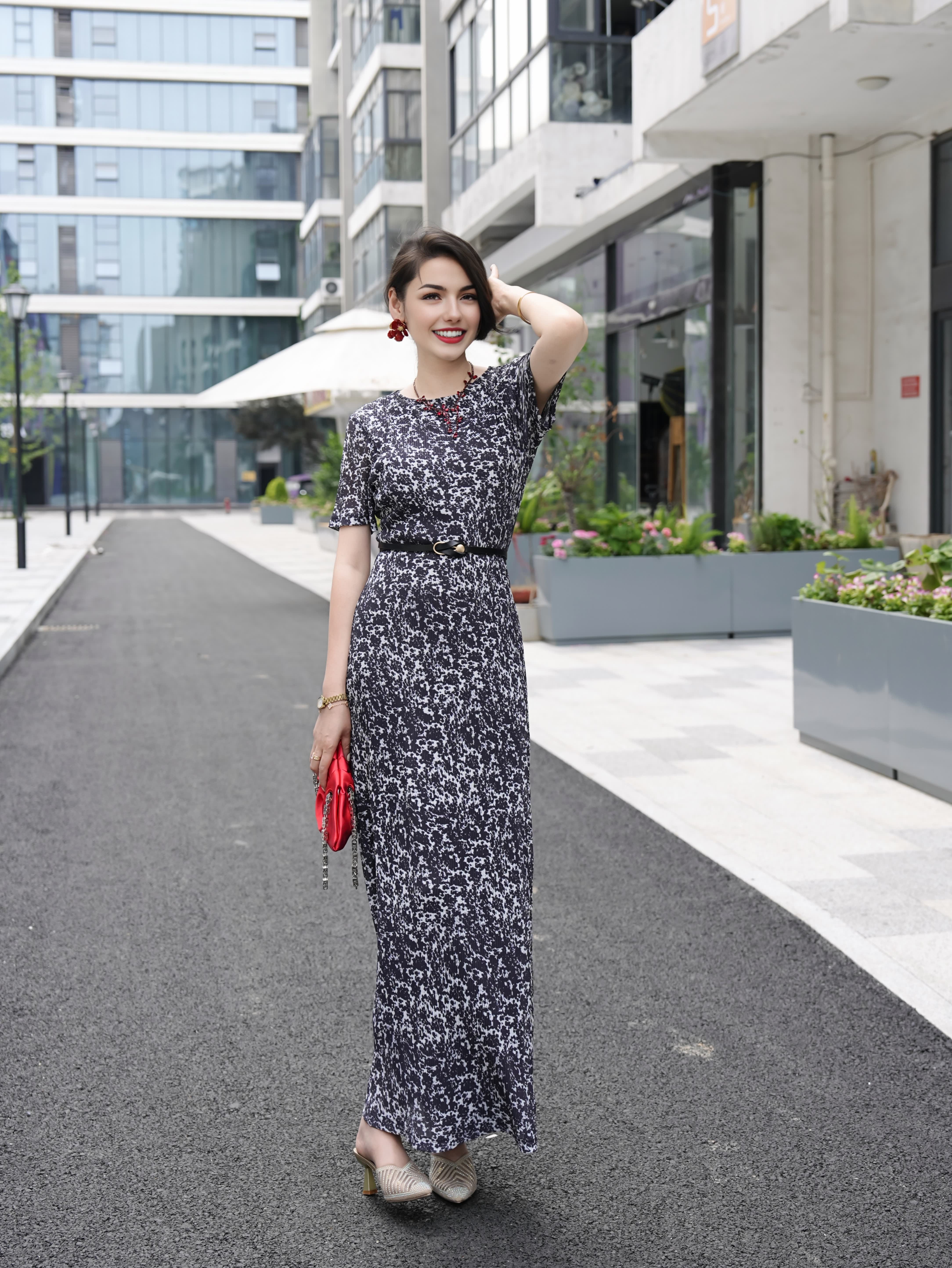 HZHJ new original night starry night slimming dress, mid sleeve floral luxury show style
