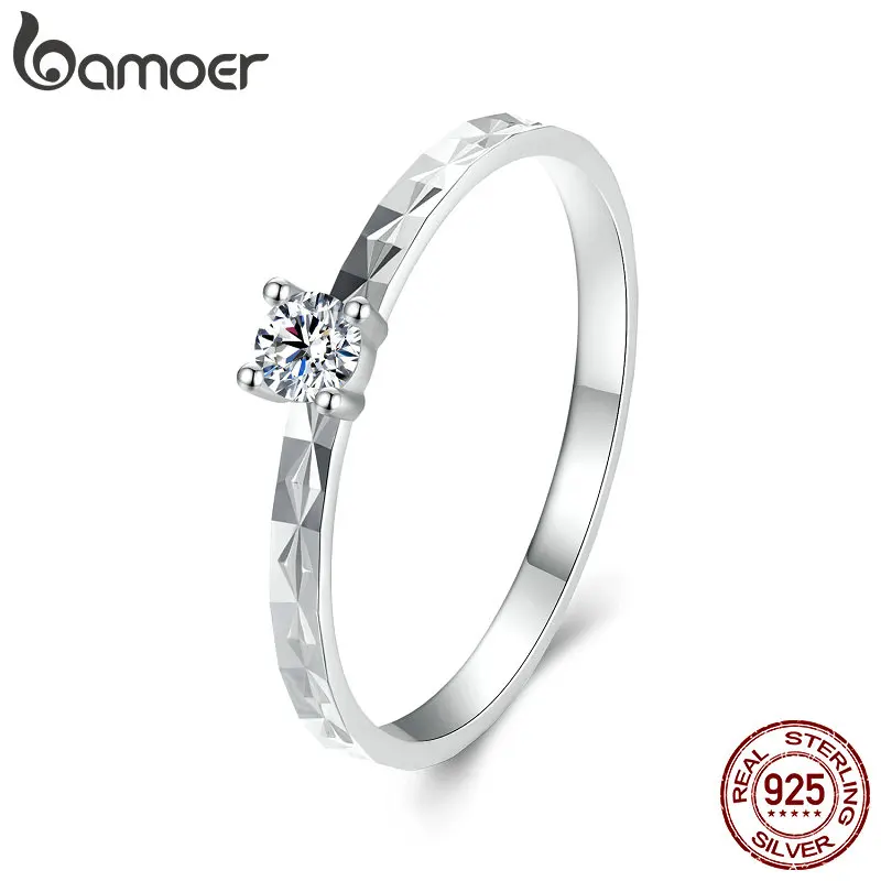 BAMOER 925 Sterling Silver Round Cut Solitare Moissanite Engagement Ring for Women, White Gold Plated Wedding Band Promise Rings Women Fine Jewelry MS