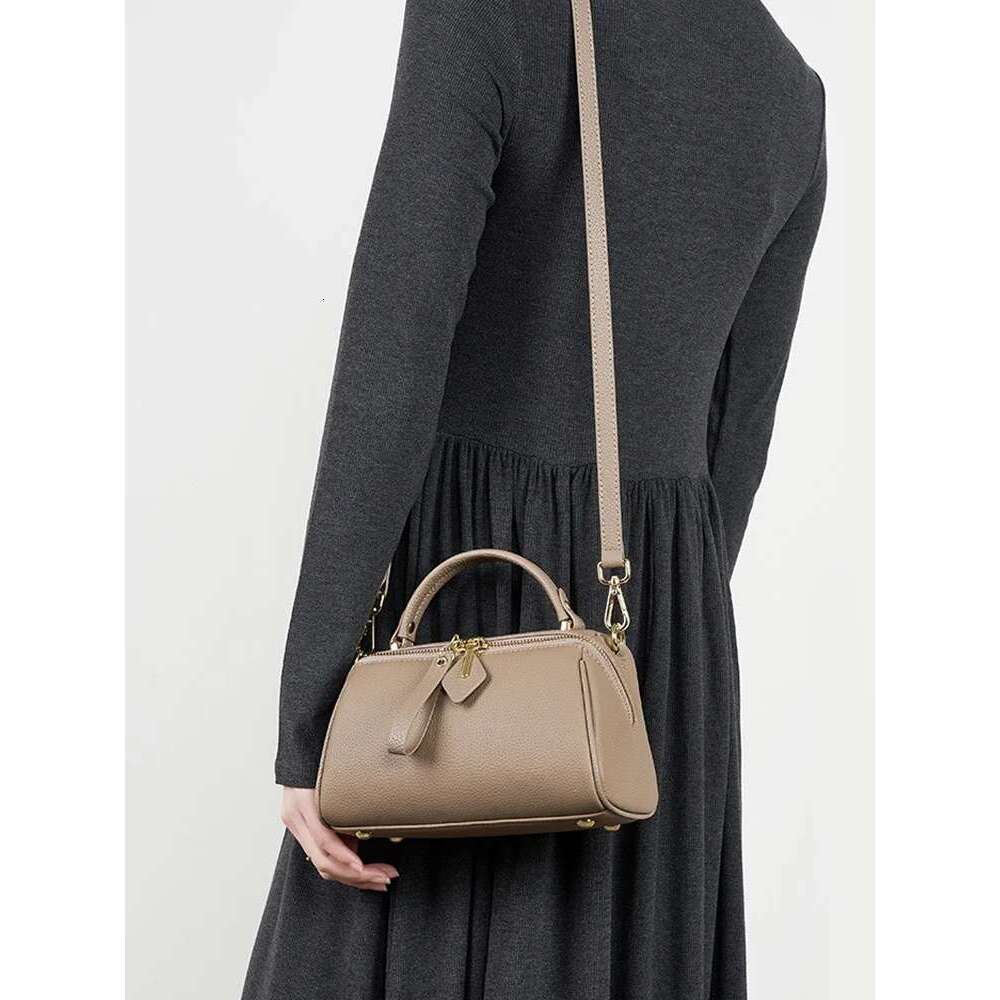 Zency Women's Genuine Leather Boston Brand Designer Retro Shoulder Bag Large Capacity New Trendy Cross Body Fashion Handbag