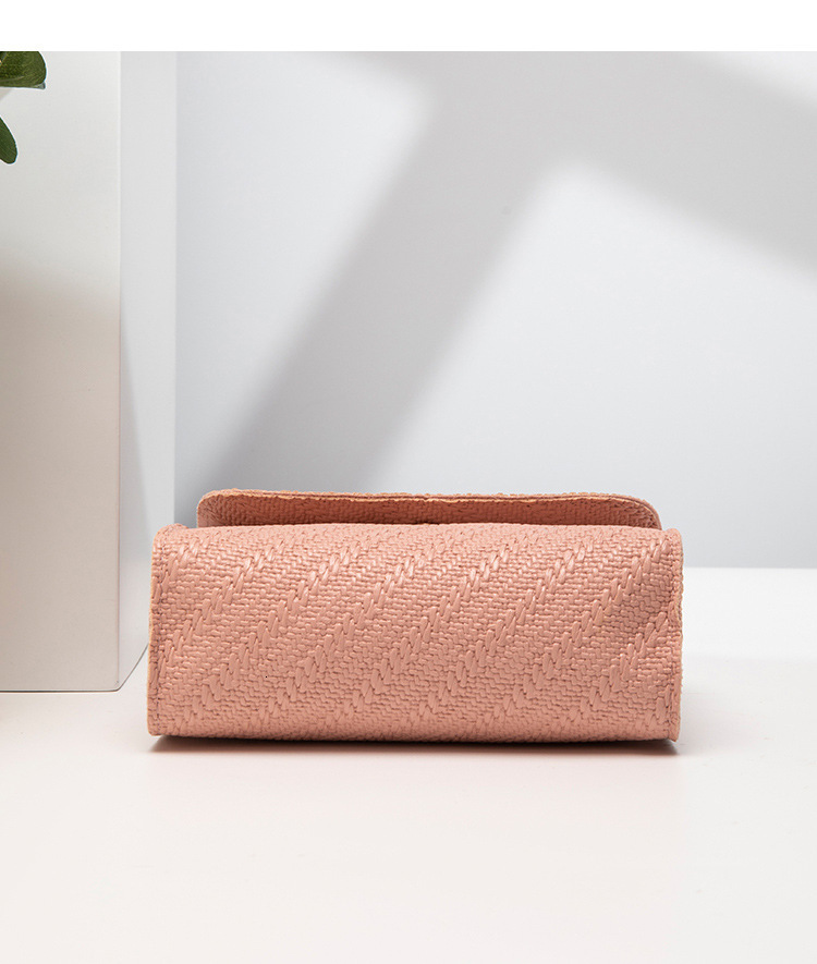 Free Shipping New Designer Bag For 2025 Casual Small Square Bag Luxury Wallet Women's Wholesale Simple Handbag Embossed Chain Cross-border Bags
