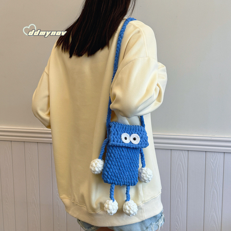 Autumn New Small Women's Phone Blue Knitted Cartoon Personality Plush Crossbody Trendy Bag ddmynov