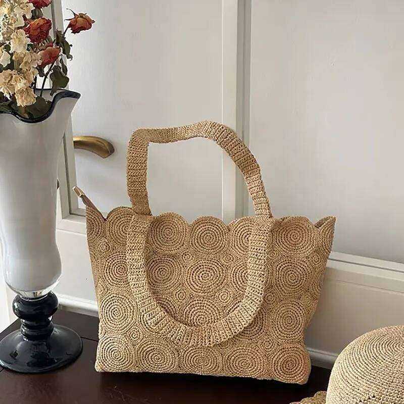 French Designer Style Romantic Raffia Grass Handmade Weaving Shoulder Bag Women Fashion Retro Underarm Handbag