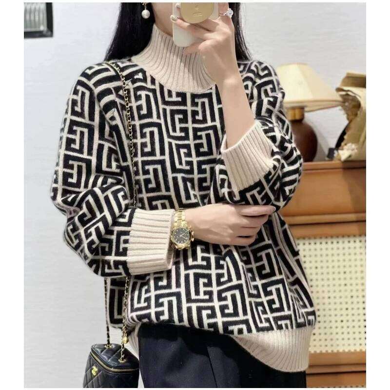 High-end 100% goat women stand collar bottom loose sweater autumn winter new of western style with age reduction