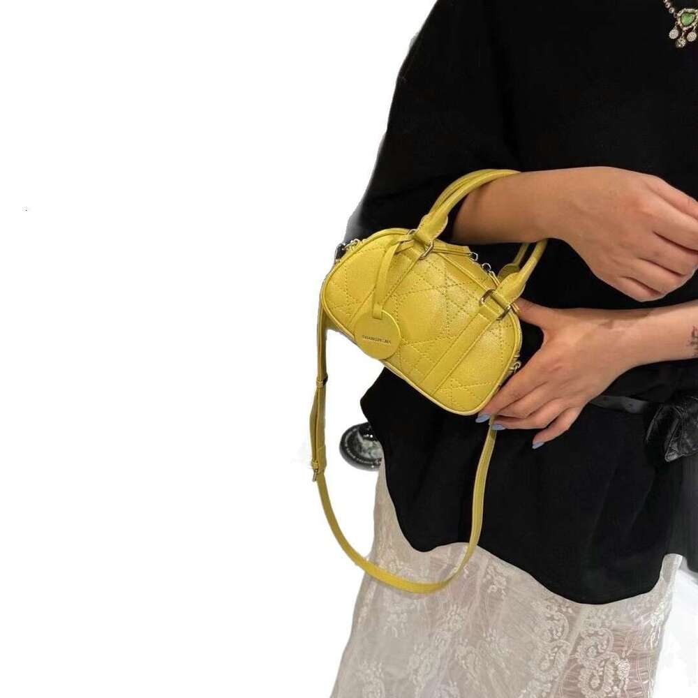 New Korean Style Solid Color Embroidered Handbag Fashion Versatile Shoulder Niche Crossbody Bag for Women