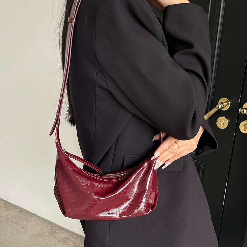 2025 Autumn Winter New High-End Genuine Leather Women's Underarm Fashion Trend Handbag Shoulder Crossbody Cowhide Dumpling Bag