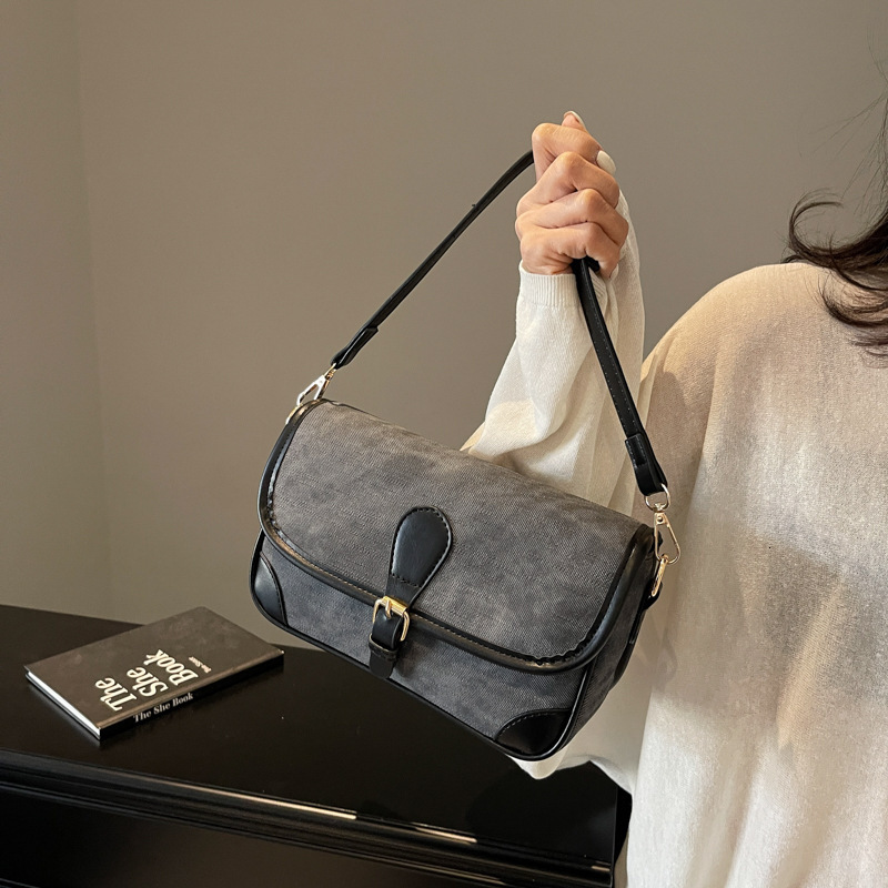 Free Shipping Designer Bag Casual Underarm New High End Small Square 2025 Winter Trendy Single Shoulder Women's Bag