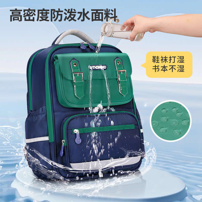 Designer Bag New Style Boys Large Capacity Lightweight Waterproof High Aesthetic Fresh Backpack For Elementary School Students