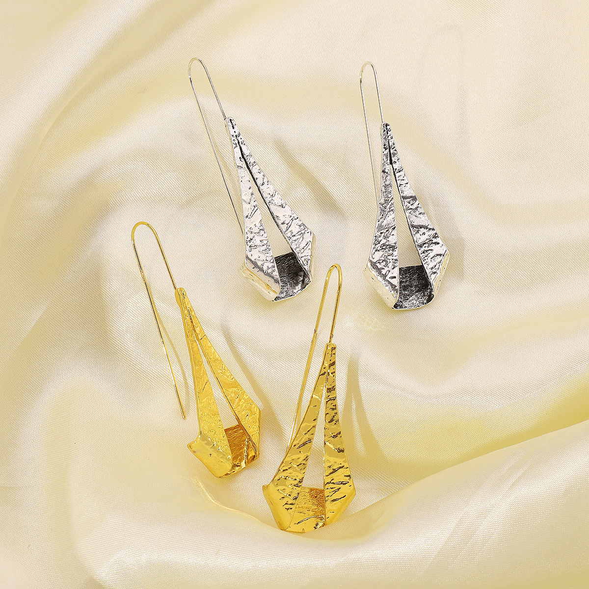Cool Toned Metallic Water drop Leaf Earrings Modern Chinese Inspired Statement Jewelry for Cross Border Fashion