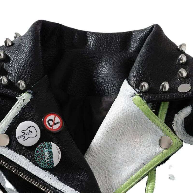 Streetwear Punk Studded Slim Cropped For Women 2025 New Contrast Graffiti Print Faux Leather Motorcycle Jacket