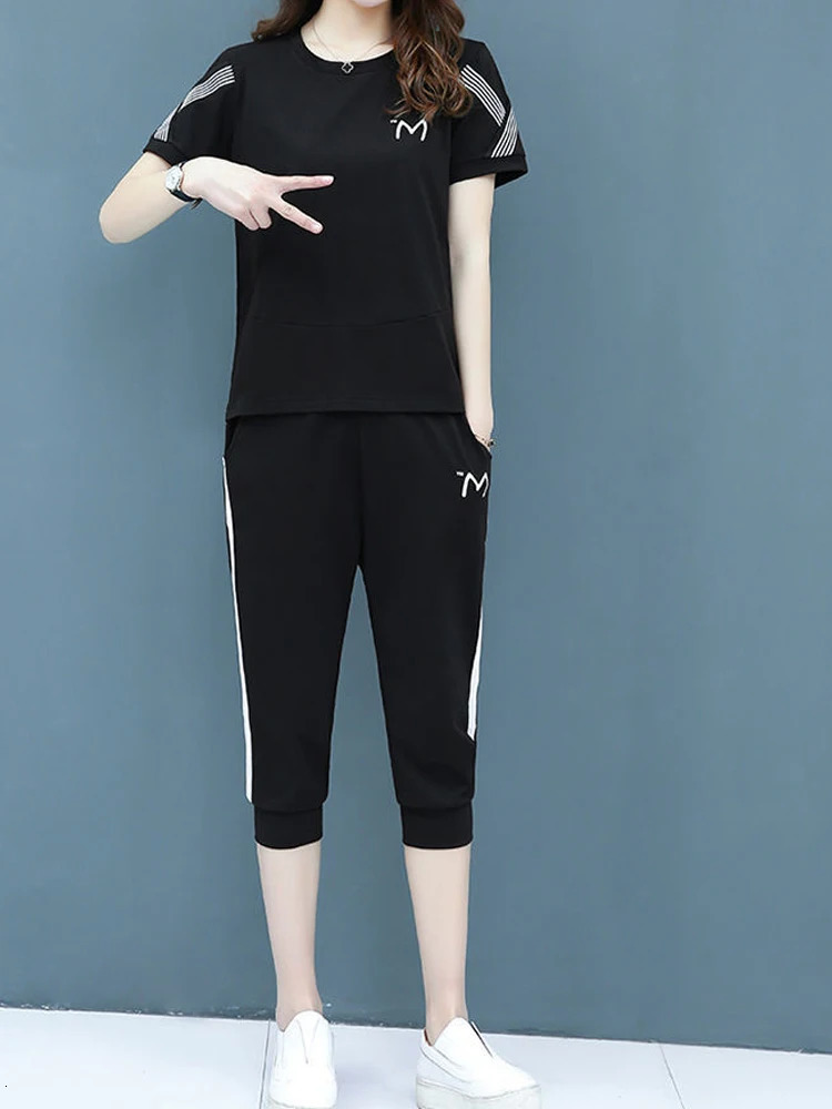 Sports Suit Women Summer Large Size Korean Slim Short Sleeve Cropped Pants Casual Two-piece Set Ladies Sportswear Set 250609