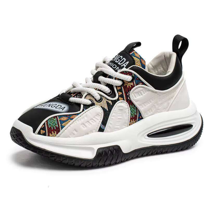 Factory Special Price Four Seasons Casual Mesh Breathable Sports Trendy Men's Shoes