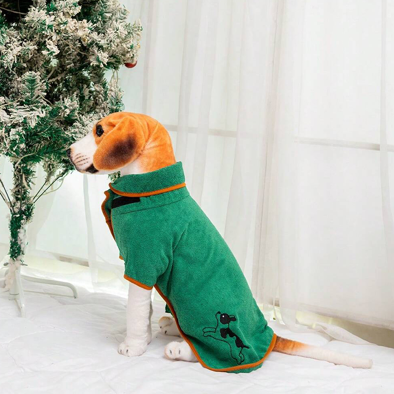 High-Quality Rapid-Dry Doggy Blanket with Secure Closure