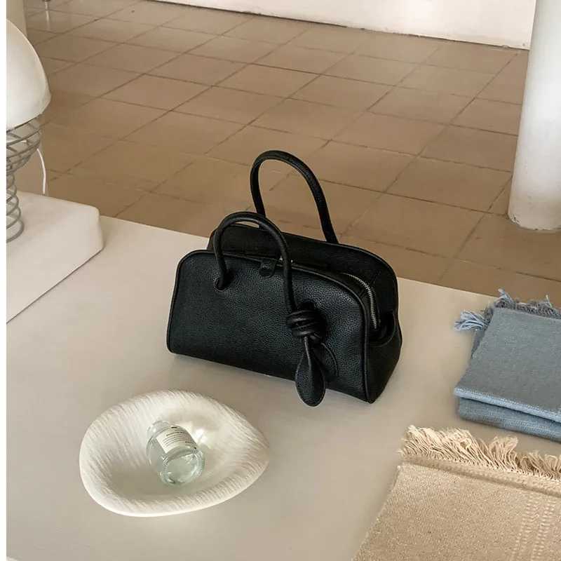 New handbag for female office workers large capacity commuting bag matte PU leather Boston handbag womens high-end feel Y250607