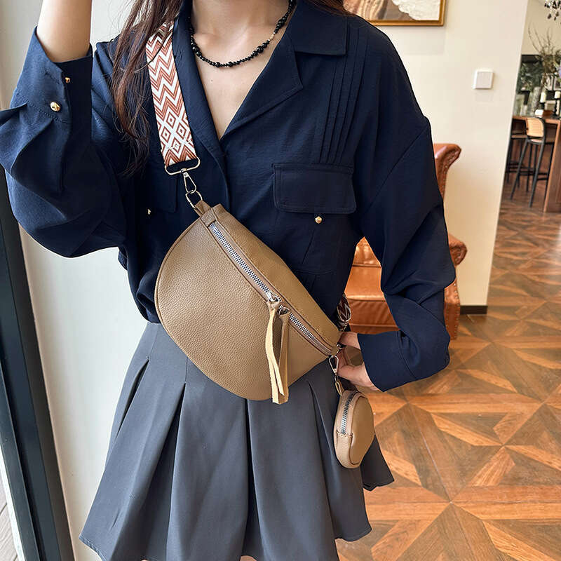 Niche Design Women's Chest 2024 New PU Texture Single Shoulder Crossbody Solid Color Simple Fashion Waist Bag