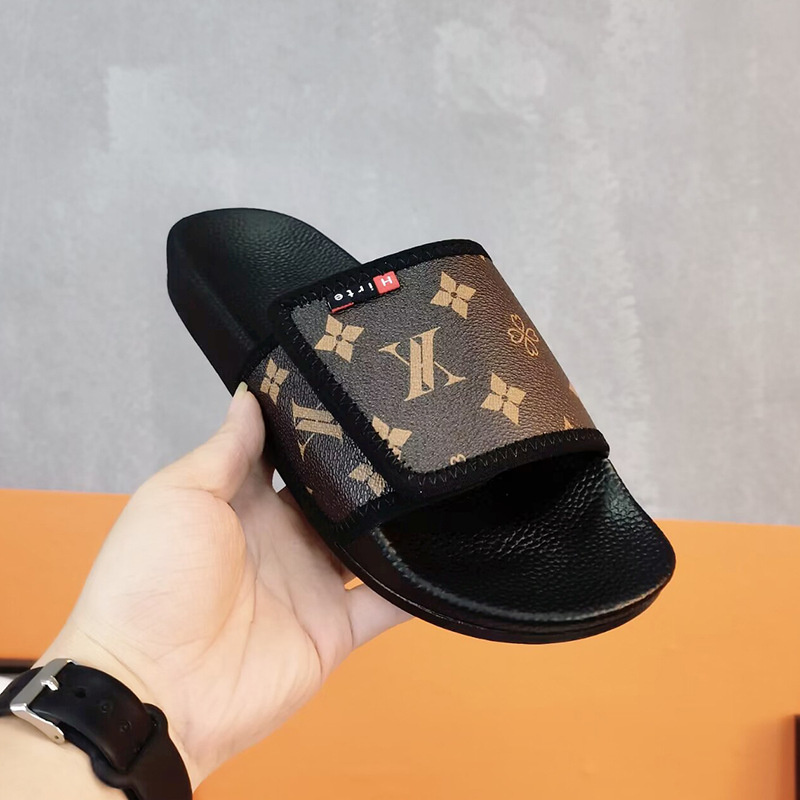 Designer slippers free shipping 2025 new fashion trend light luxury high-end texture Velcro thick soled sandals for men women