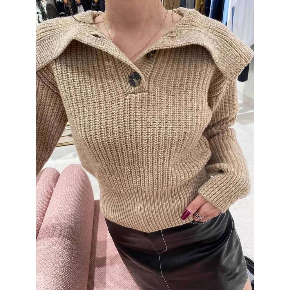 Large Turn-Down Collar Women's Knit Sweater Slim Temperament Lady Solid Color Short Pullover Knitwears