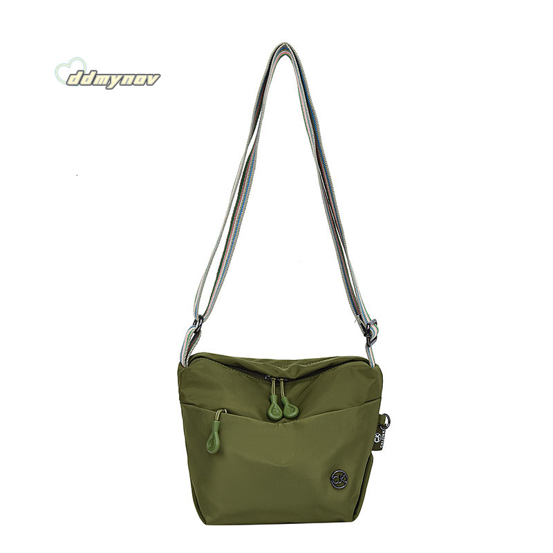 Korean Style Trendy Artistic Simple Shoulder 2024 New Lightweight Waterproof Nylon Women's Casual Crossbody Bag ddmynov