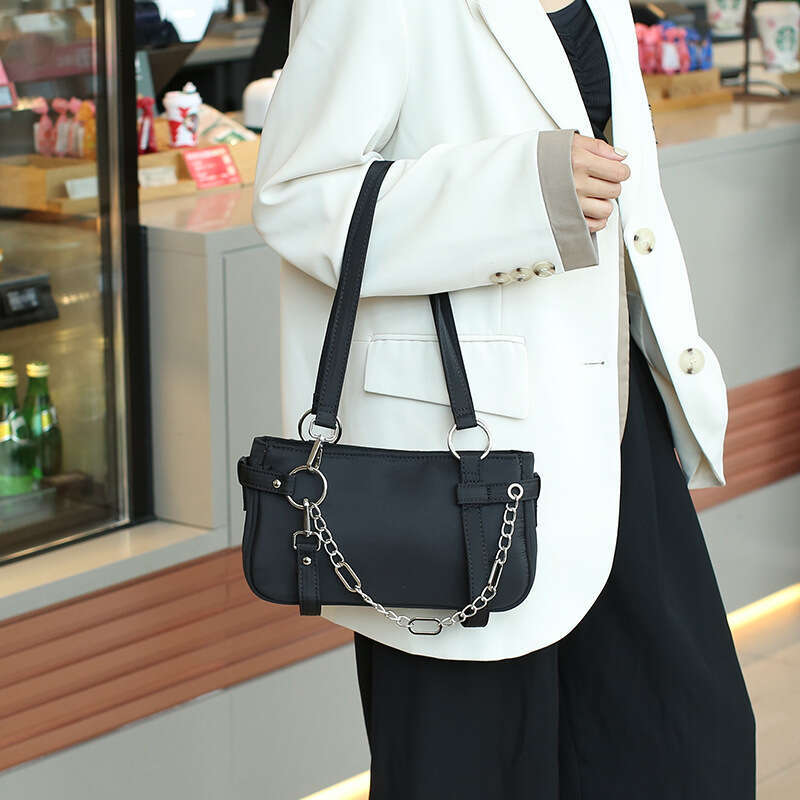 Niche Design New Cool Girl Motorcycle Underarm High-end Fashion Trend Chain Handbag Shoulder Bag