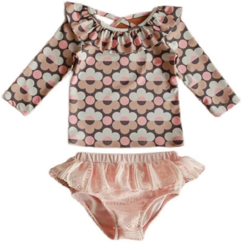 Korean Long Sleeved Sunscreen Swimsuit for Girls Cute Baby Split Swimwear Bikini Beach Bathing Suit Swimming Clothes