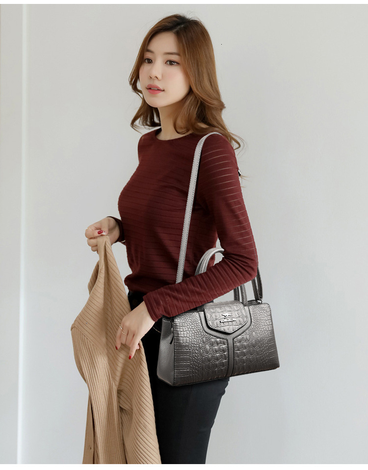 Free Shipping New Crocodile Pattern Bag Luxury Large Capacity Women's Bag Designer European And American Fashion Ladies Shoulder Bag Crossbody Ha
