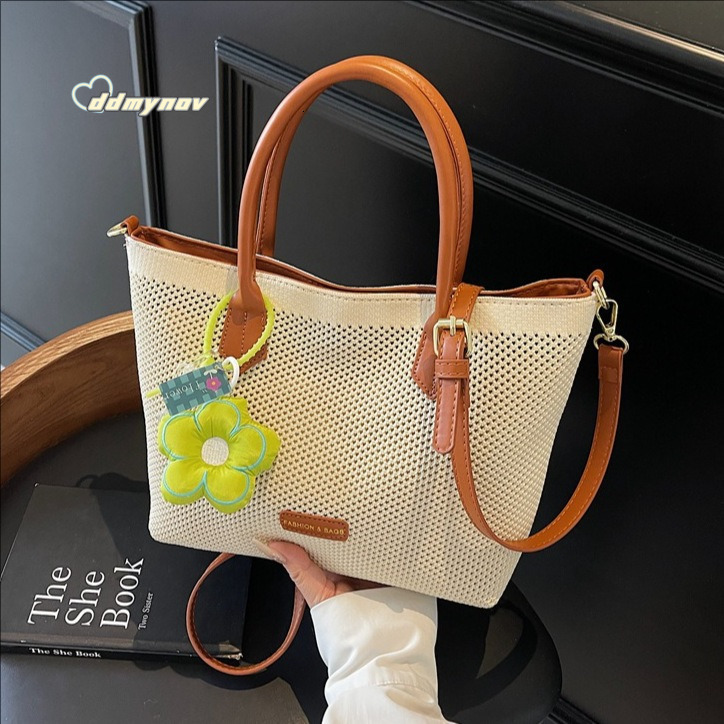 2025 New Straw Large Capacity Bucket for Women Handwoven Commuting Beach Vacation Shoulder Crossbody Bag ddmynov