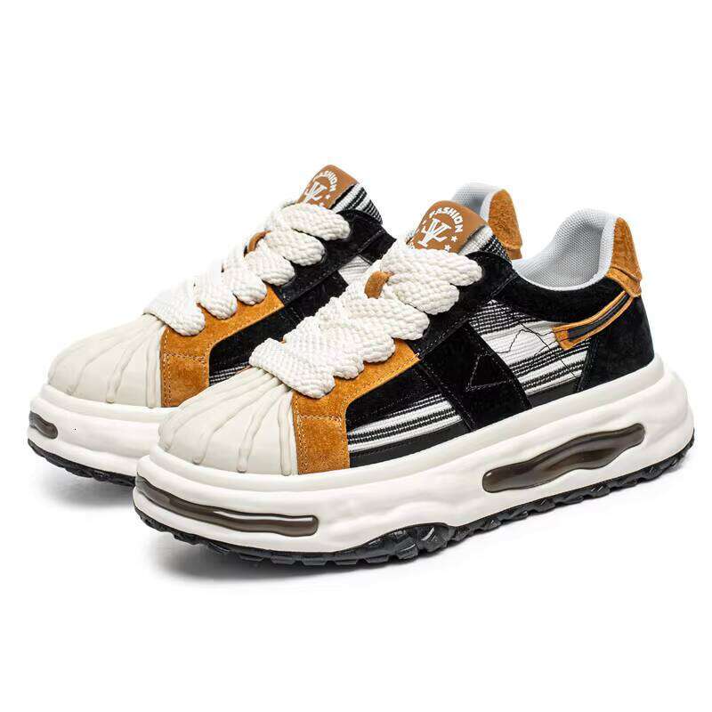 Factory Wholesale Leather Four Seasons Casual Trendy Thick Bottom Men's Shoes