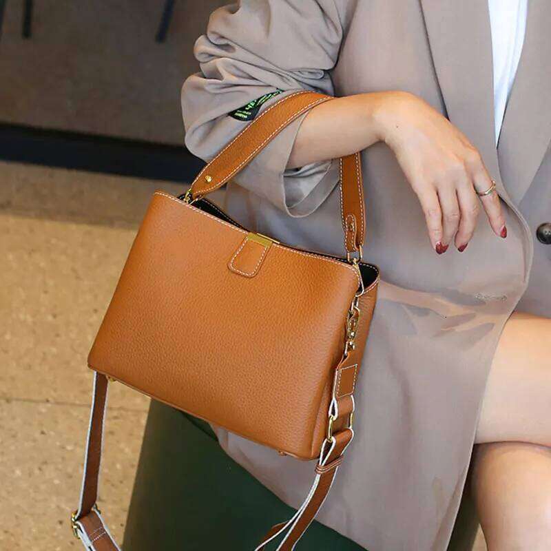 Genuine Leather Women's Designer Bucket Handbags High Quality Cowhide Women Shoulder Bag Fashion Crossbody Bags