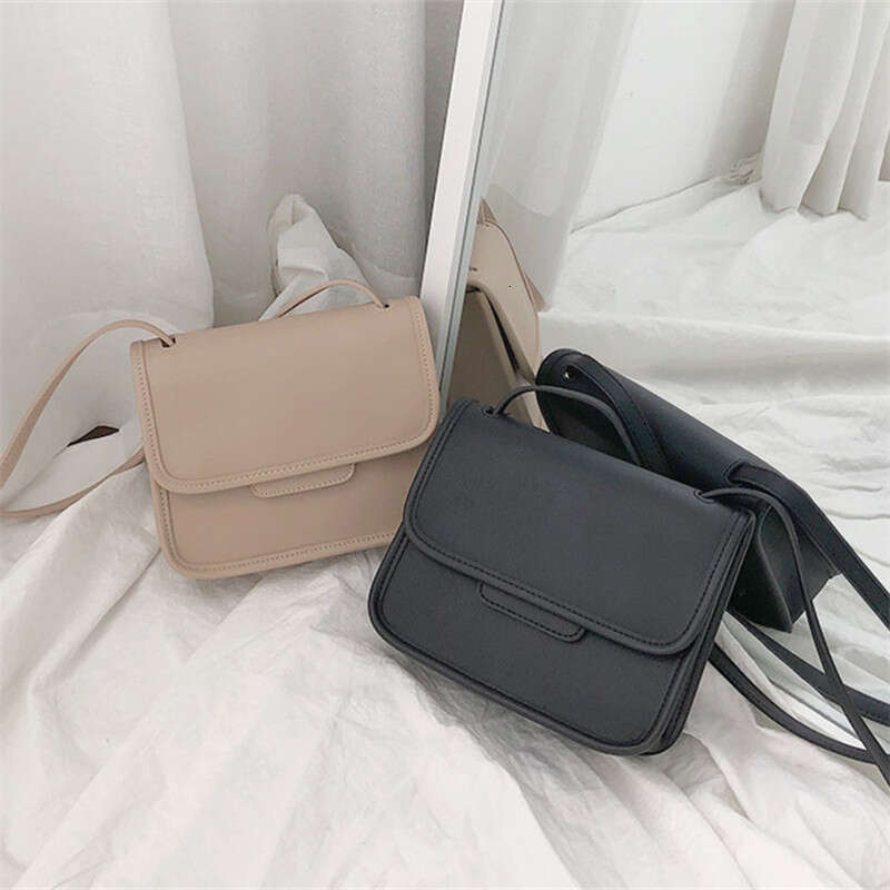 Korean INS Super Popular Small Square for Women 2020 Internet Celebrity Simple Girl Mori Style Single Shoulder Crossbody Bag Trend