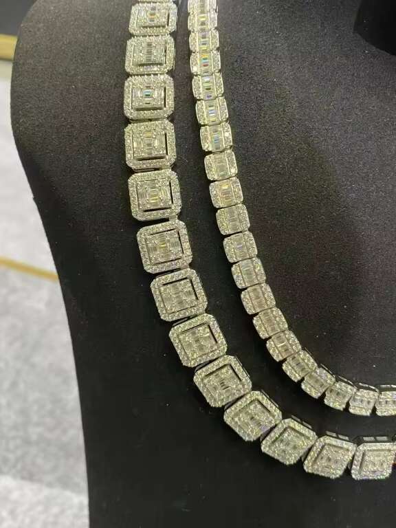 OACOCA New Mens and Womens Square Necklace Sier Baguette Dia VVS Moissanite Cuban Chain