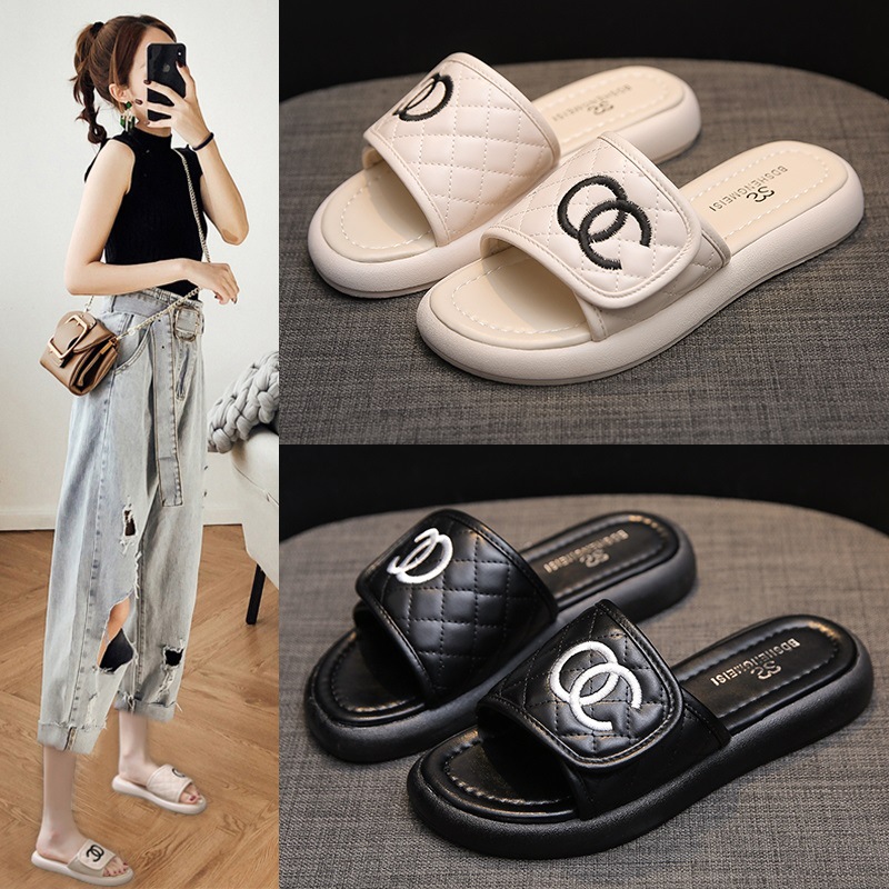 designer Slippers for women's outerwear, 2025 Summer New versatile flat beach sandals for casual outings, free shipping