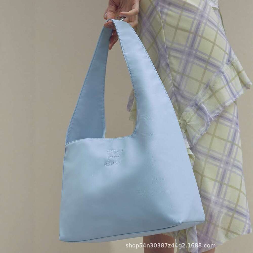 Korean Niche Brand 2025 Summer New Mucu and Ebony Large Capacity Shoulder Tote Underarm Bag