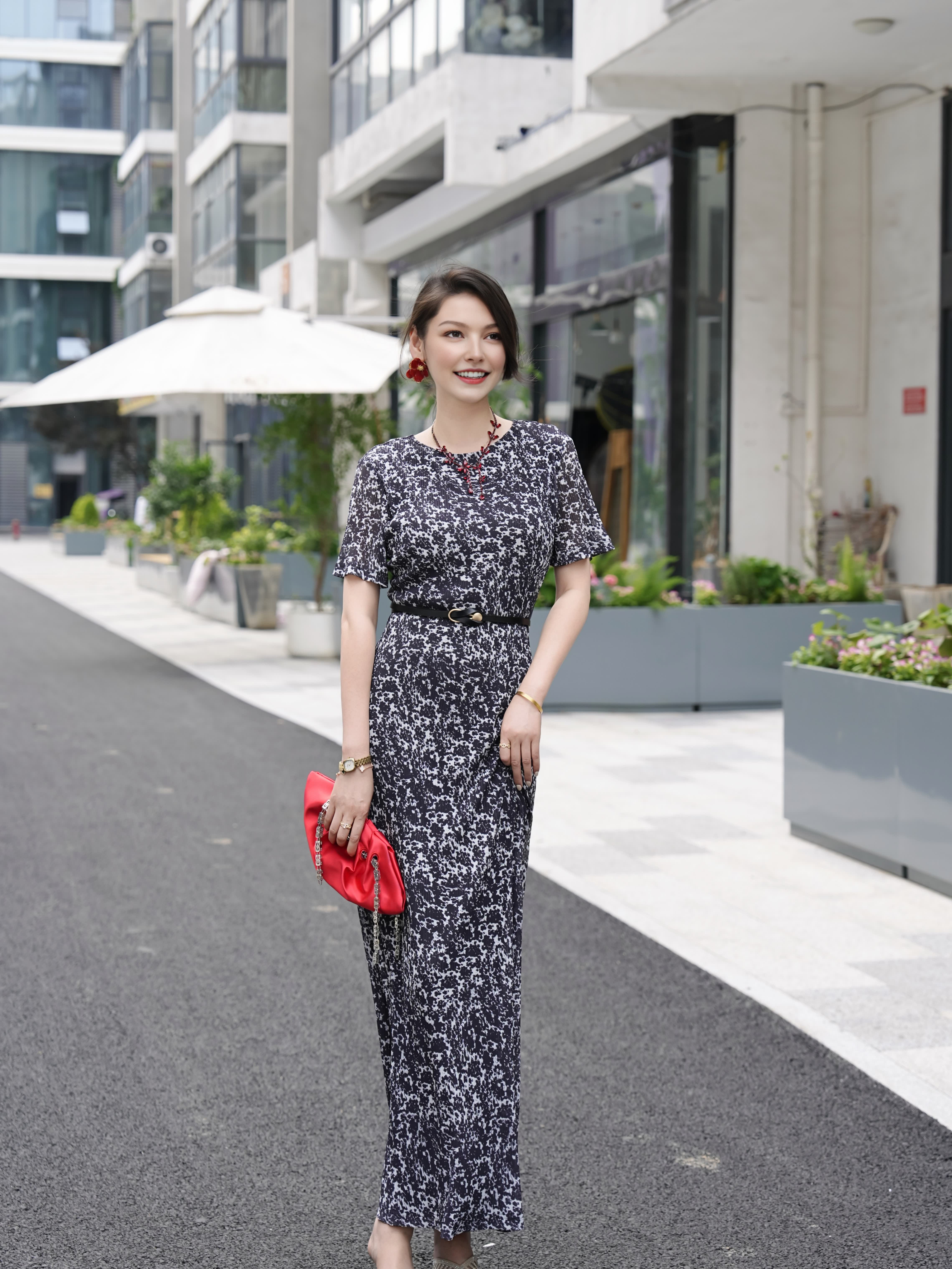 HZHJ new original night starry night slimming dress, mid sleeve floral luxury show style