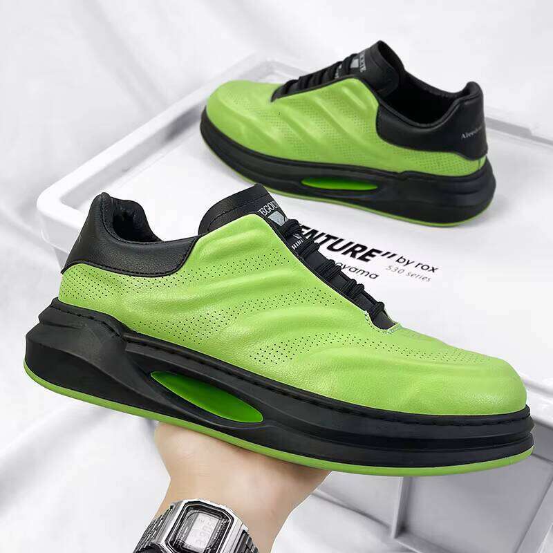 Fashion New Versatile Breathable Leather Casual Men's Sports Shoes Sneakers