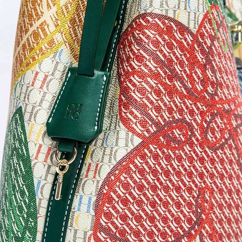 Banquet Commuter Campus Vintage Crossbody Fashion Design Model Metal Accessories Clasp Ladies Shoulder Bag Brand