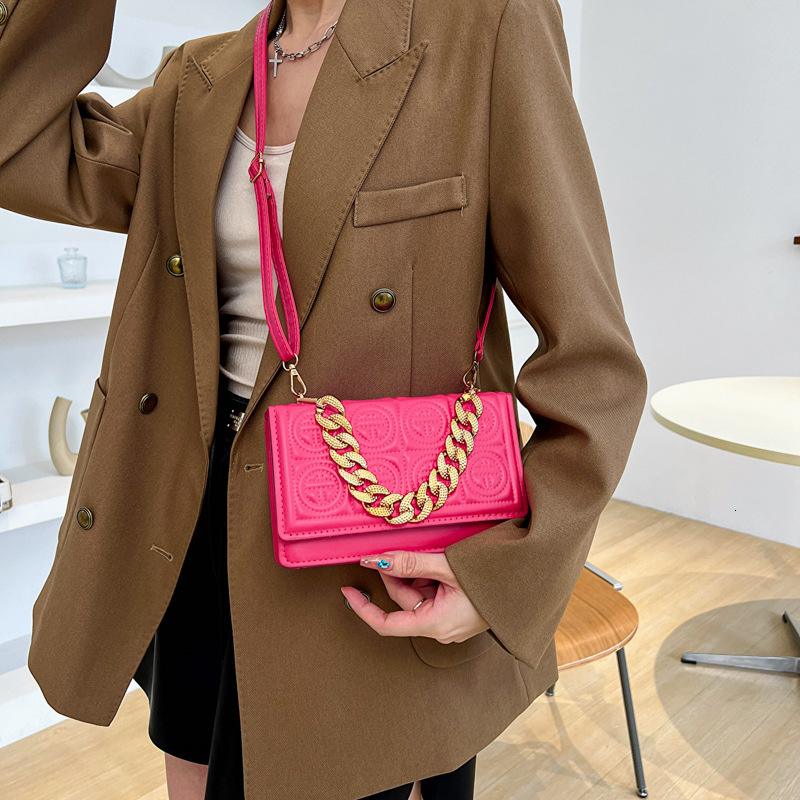 Free Shipping New Designer Luxury Wallet Bag For 2025 Women's Bag Textured Shoulder Crossbody Handbag Small Square Embossed Fashion Commuter Whol
