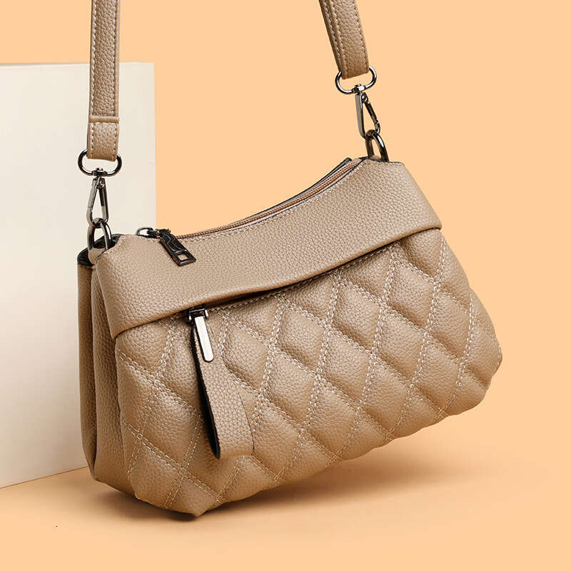 2025 New Trendy Women's Fashionable Versatile Student Flip Cover Shoulder Crossbody Small Square Bag