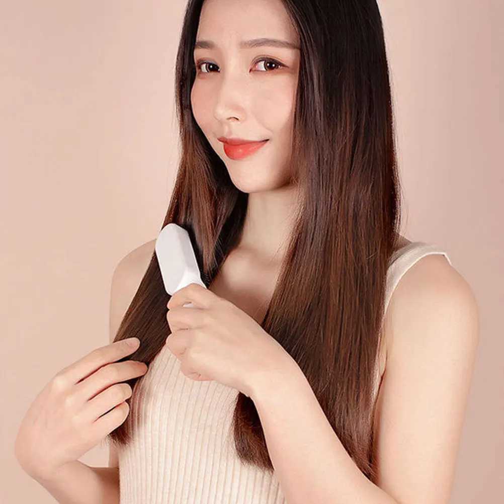 Portable Hair Straightener Comb ABS Material White Color Lightweight Easy to Carry USB Rechargeable Hairdressing Tool for Curly W250610