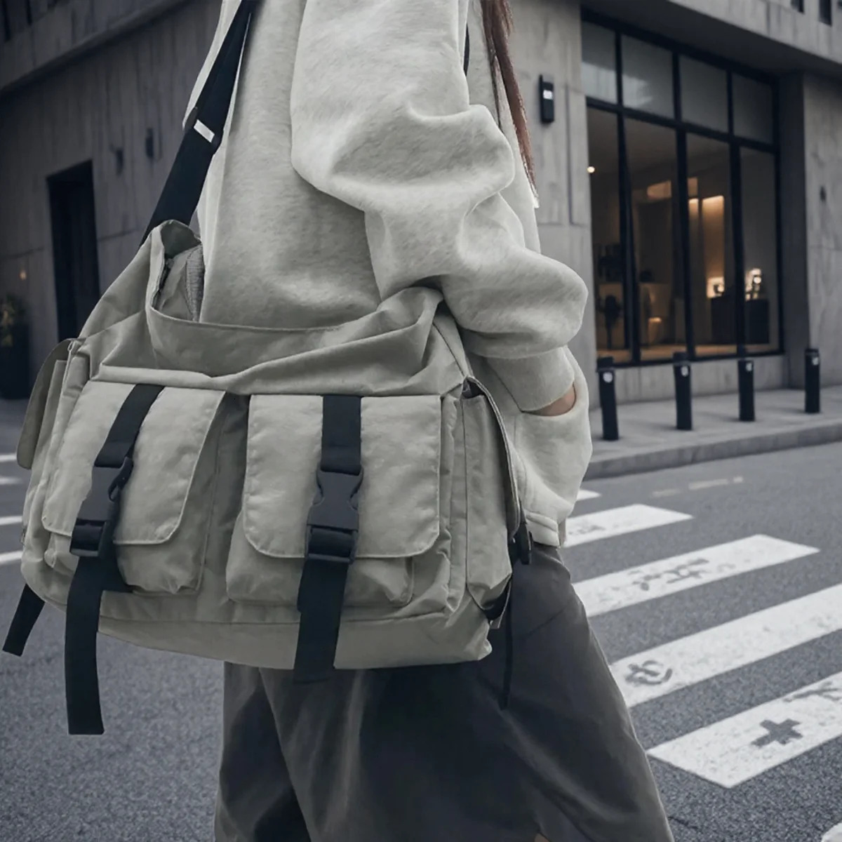 Lightweight Compact Crossbody Messenger Bag for Men Stylish Workwear Bag Ideal for Students Commuting Leisure Daily Use 250606