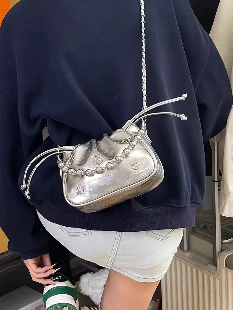 Miyagawa Silver Crossbody Chain Bucket Bag for Women Diamond Single Shoulder Small Crossbody Bags 250606
