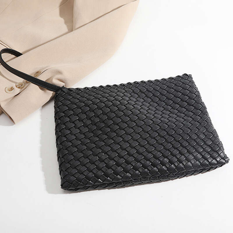 2025 New High-Quality Fashion Clutch Versatile Handwoven Casual Evening Bag