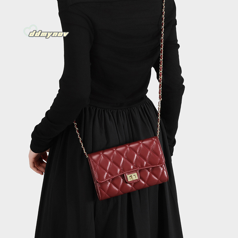 Korean Style Quilted Chain for Women 2025 New Internet Celebrity Small Square Elegant Simple Fashion Ladies Crossbody Bag ddmynov