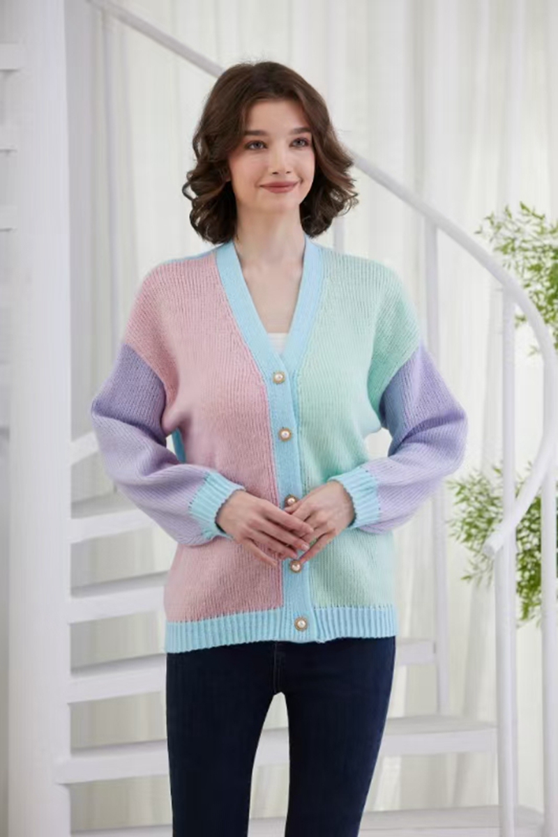 Fashion sweater cardigan autumn new female V-neck contrast stitching loose coat knitted sweater