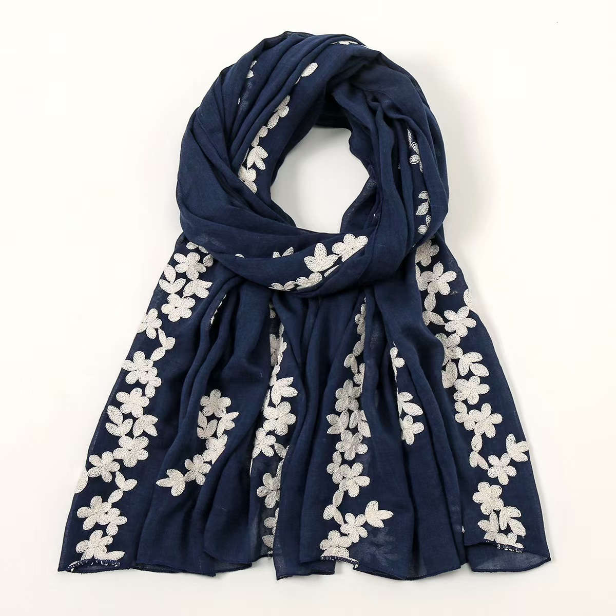 T932 new all-match Japanese snowflake embroidered scarf spring and autumn fashion fresh literary high quality shawl female