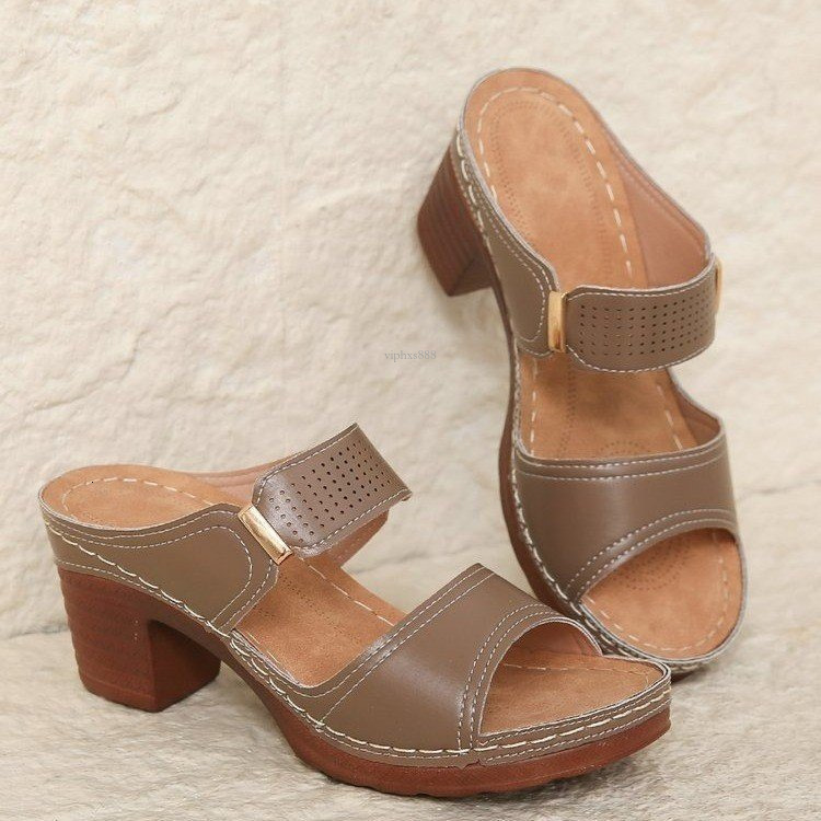 Lightweight Hollow Out Solid Color Plus Size Women's Slip-on Beach Mules 2025 Summer Foreign Trade Chunky Heel Outdoor Designer Sandals High Heel