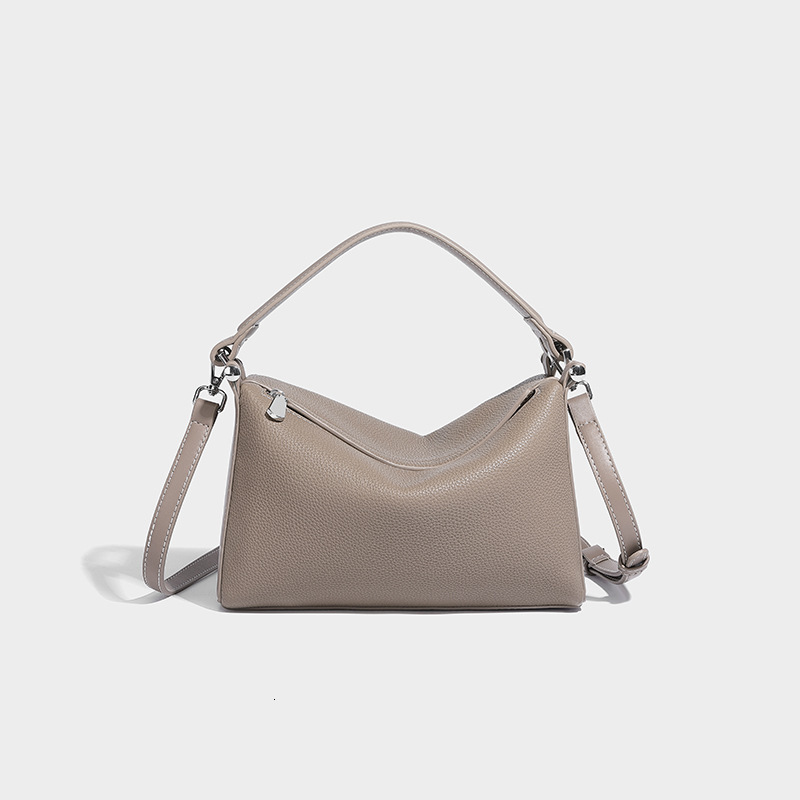 Free Shipping Luxury Designer Bags 2025 Summer New High-end Handbag Crossbody Women's Bag Single Shoulder Soft Leather Small Square Bag Fashion S